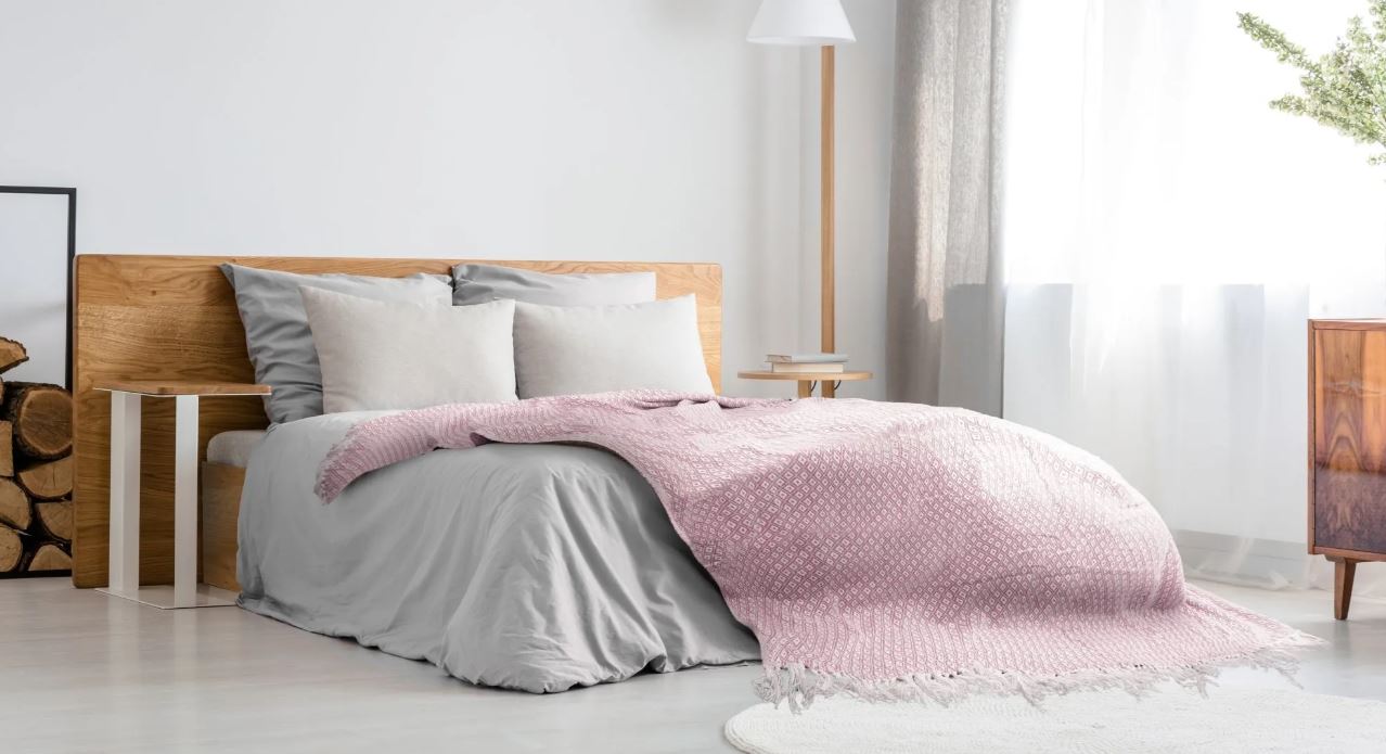 Cotton Throw Blanket in Blush Pink